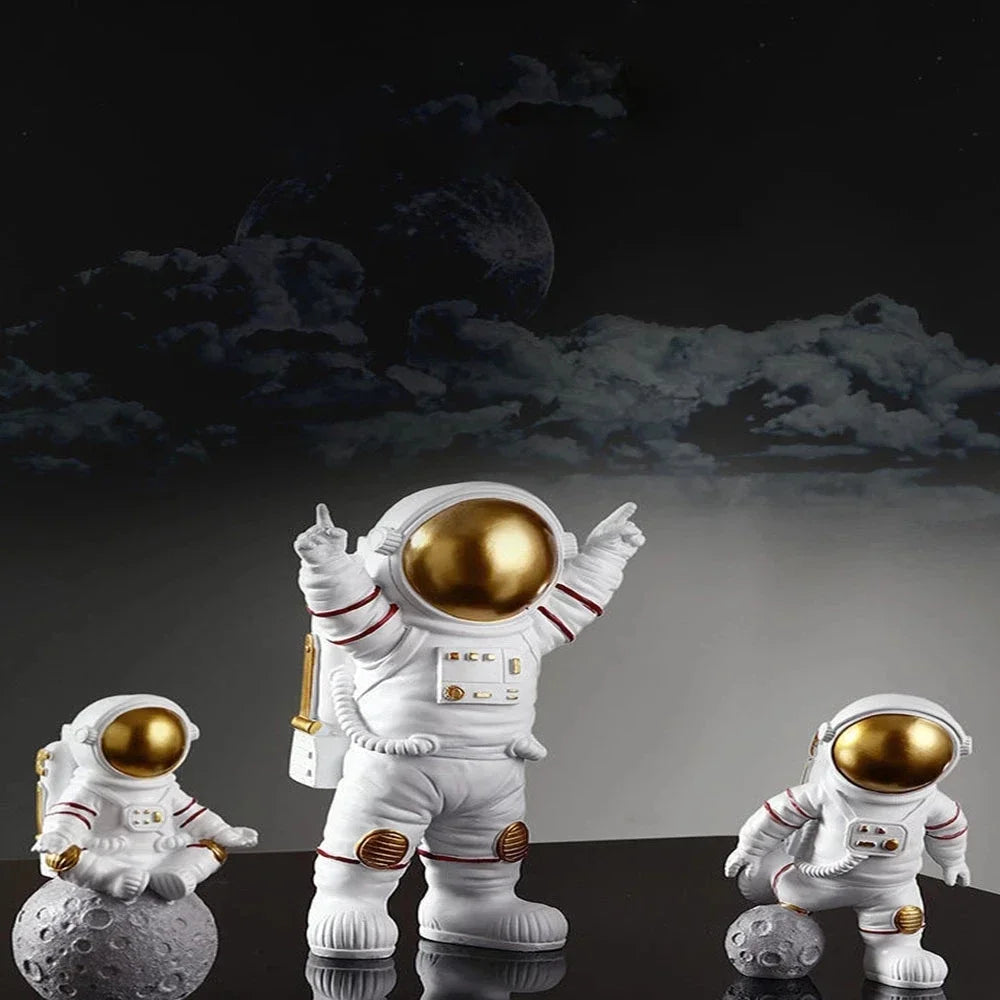 4 pcs Astronaut Figure Statue Figurine Spaceman Sculpture